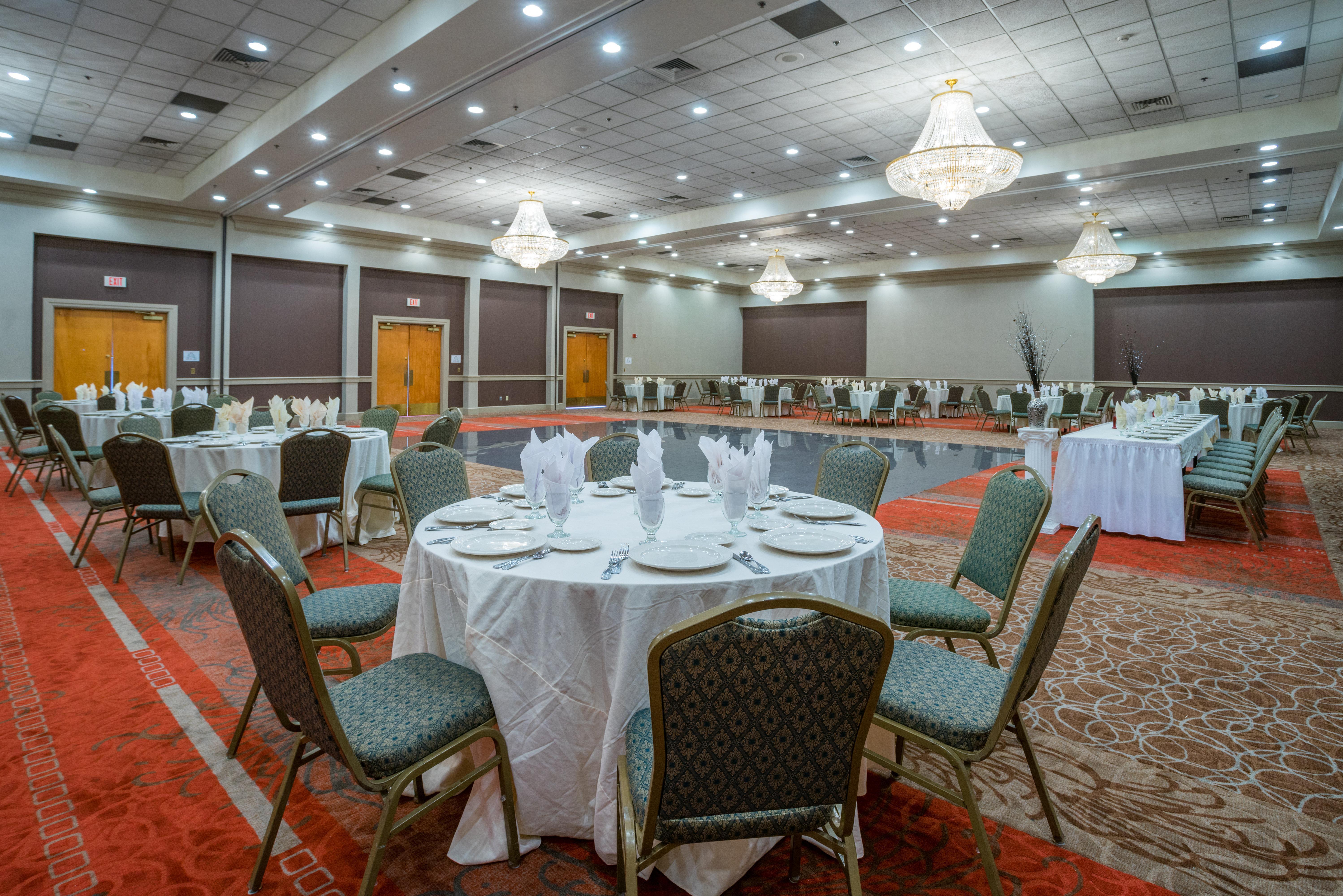 Harrisburg I-81 Hershey Area By Ihg Hotel 3*