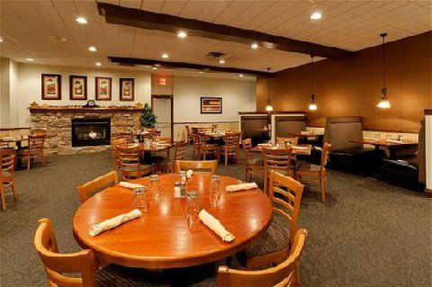 Hotel Harrisburg I-81 Hershey Area By Ihg